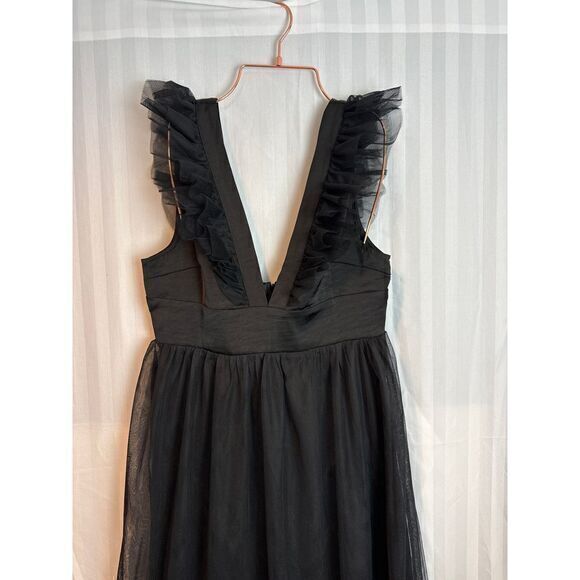 Commense Ruffle Mesh Plunge Long Dress Size M - Picture 6 of 11
